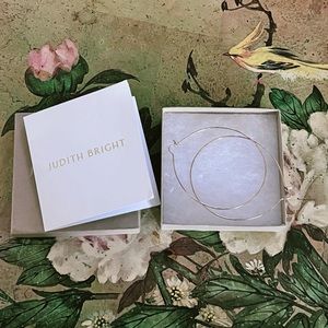 XL Gold Hoops Judith Bright